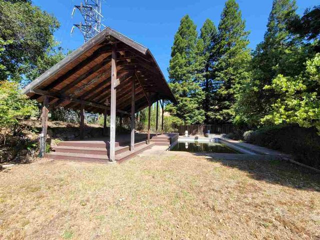 40 Hilldale Ct, Orinda, CA 94563