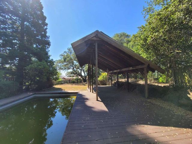 40 Hilldale Ct, Orinda, CA 94563