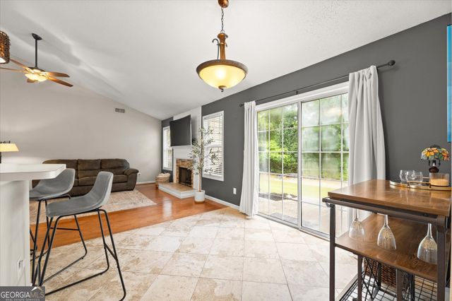 5622 Riverside Walk Drive, Sugar Hill, GA 30518