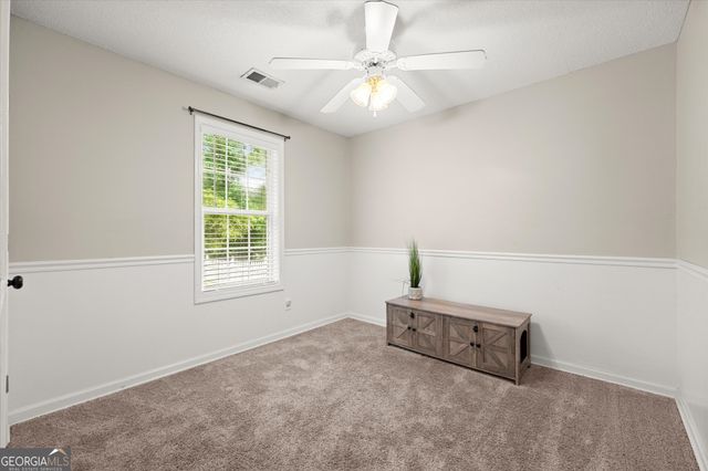 5622 Riverside Walk Drive, Sugar Hill, GA 30518