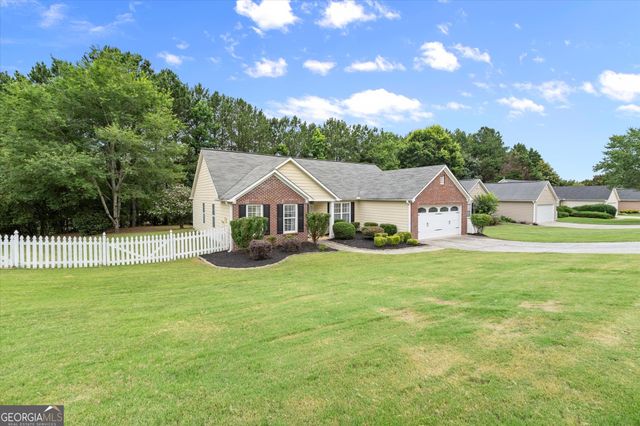 5622 Riverside Walk Drive, Sugar Hill, GA 30518