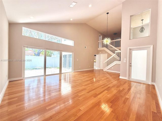 1140 Oysterwood Street, Hollywood, FL 33019