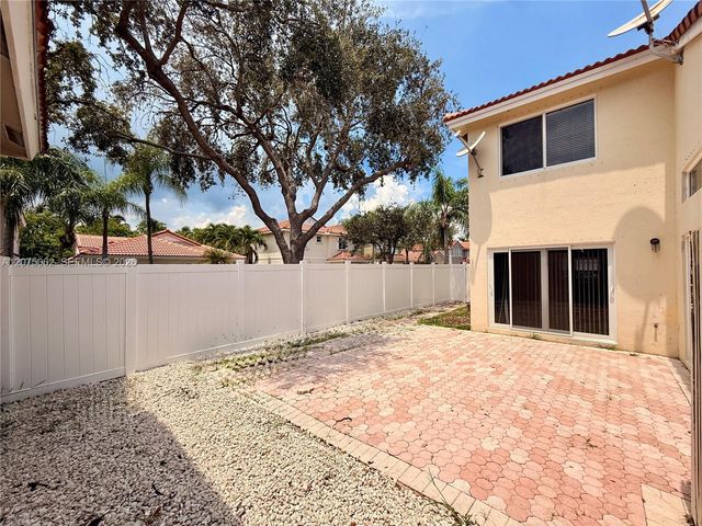 1140 Oysterwood Street, Hollywood, FL 33019