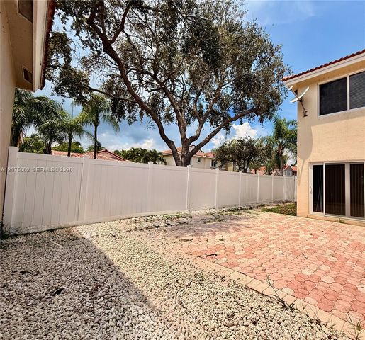 1140 Oysterwood Street, Hollywood, FL 33019