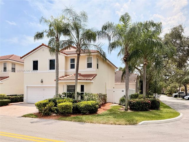 1140 Oysterwood Street, Hollywood, FL 33019