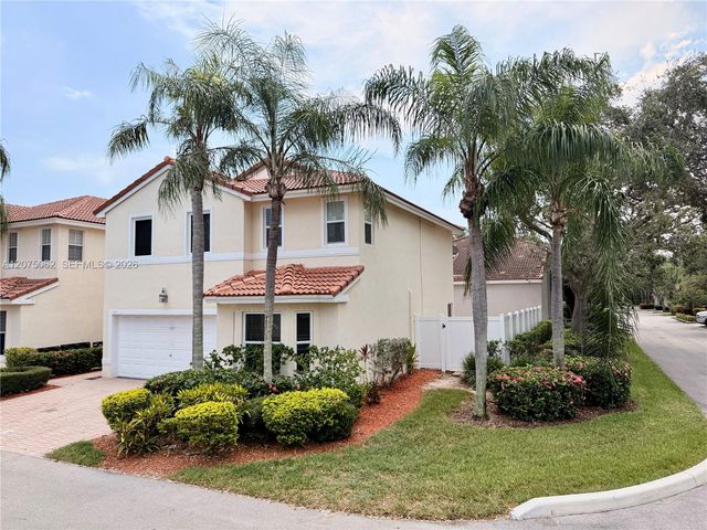 1140 Oysterwood Street, Hollywood, FL 33019