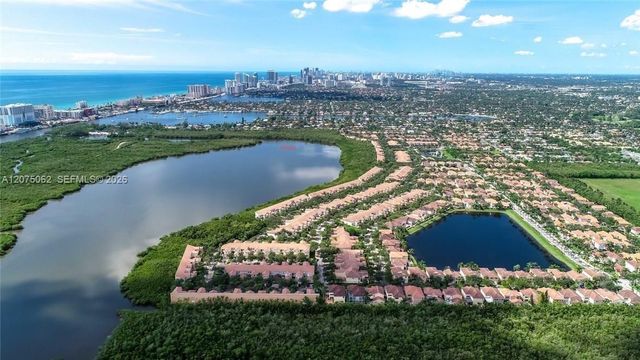 1140 Oysterwood Street, Hollywood, FL 33019