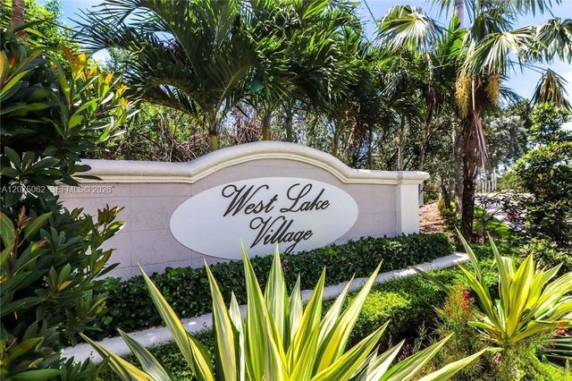 1140 Oysterwood Street, Hollywood, FL 33019