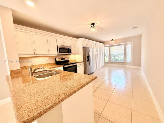 1140 Oysterwood Street, Hollywood, FL 33019