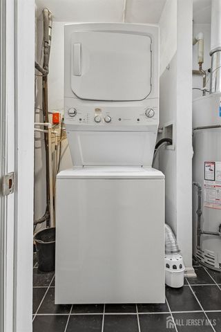 201 S 2nd Avenue 26, Highland Park, NJ 08904