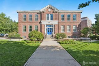201 S 2nd Avenue 26, Highland Park, NJ 08904