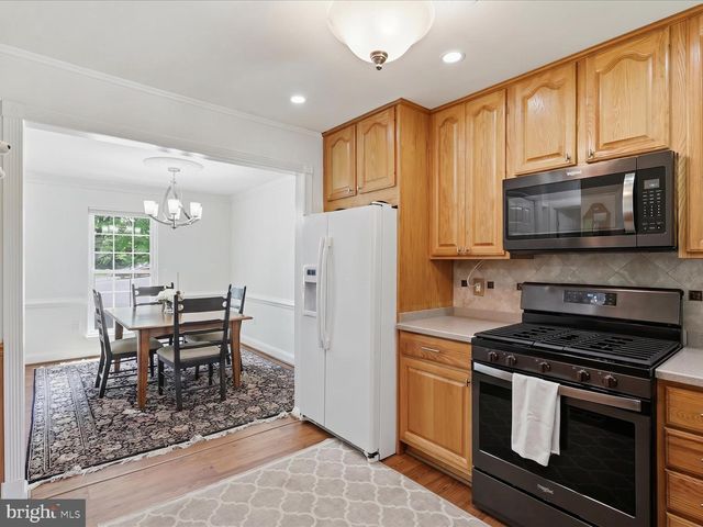 14330 LINDENDALE RD, Woodbridge, VA 22193