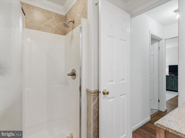 14330 LINDENDALE RD, Woodbridge, VA 22193