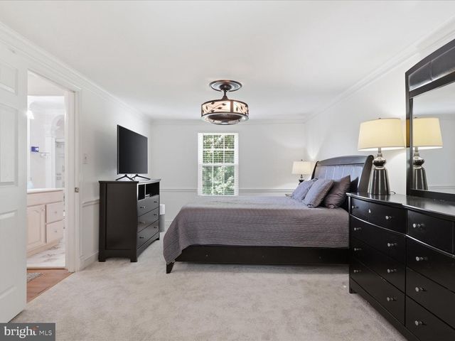 14330 LINDENDALE RD, Woodbridge, VA 22193