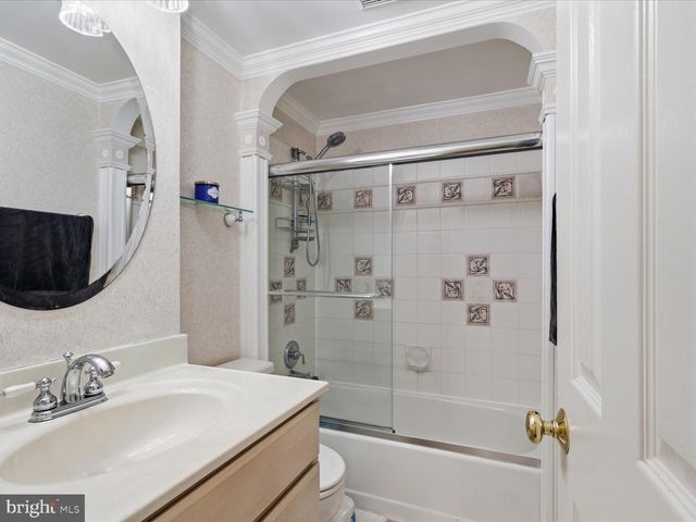 14330 LINDENDALE RD, Woodbridge, VA 22193