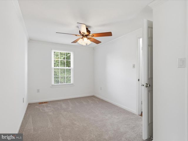 14330 LINDENDALE RD, Woodbridge, VA 22193