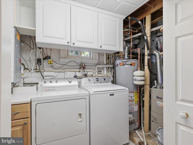 14330 LINDENDALE RD, Woodbridge, VA 22193