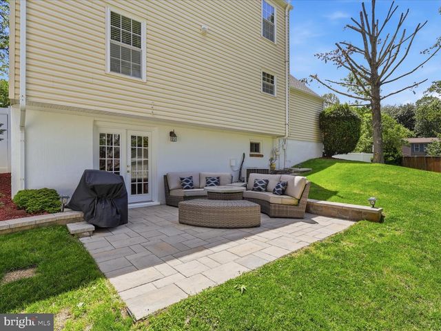 14330 LINDENDALE RD, Woodbridge, VA 22193