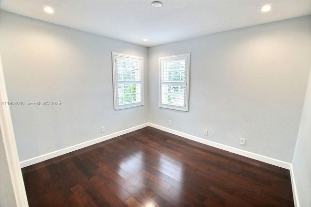 4308 Diamond Ter ., Weston, FL 33331