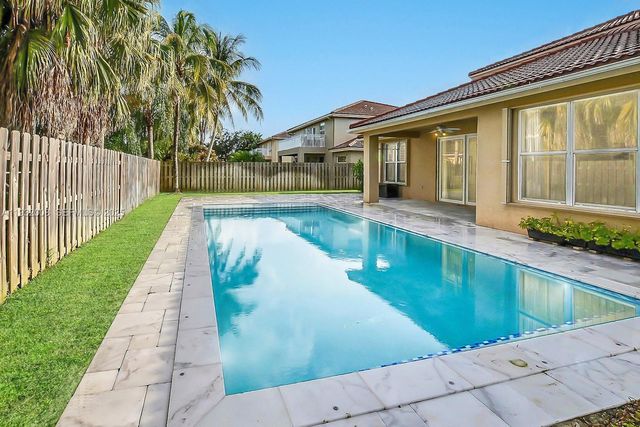 4308 Diamond Ter ., Weston, FL 33331