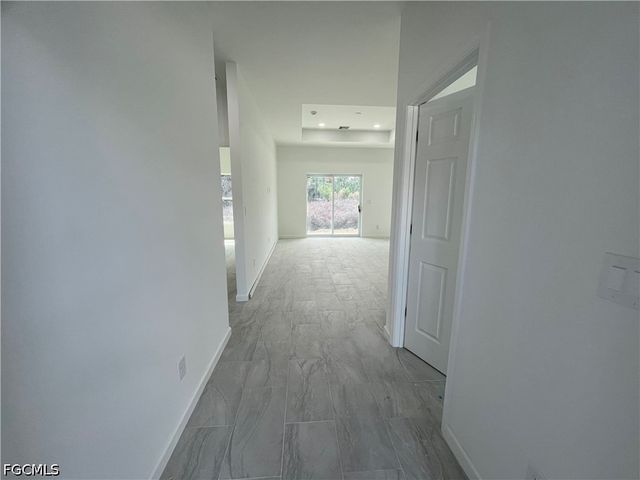 4001 22nd ST SW, Lehigh Acres, FL 33976