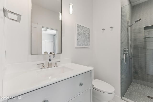 8 Beach Road S, Wilmington, NC 28411