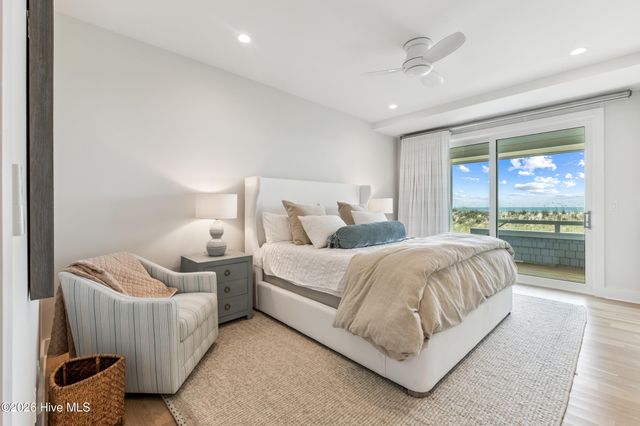 8 Beach Road S, Wilmington, NC 28411