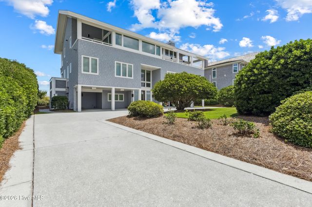 8 Beach Road S, Wilmington, NC 28411