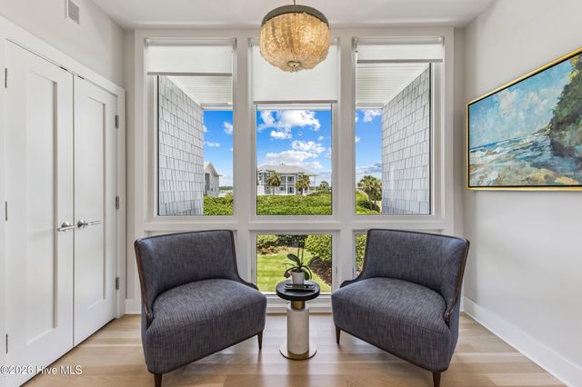 8 Beach Road S, Wilmington, NC 28411