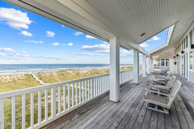 8 Beach Road S, Wilmington, NC 28411