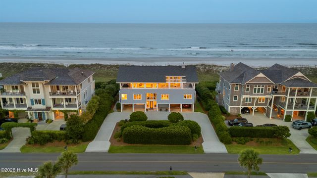 8 Beach Road S, Wilmington, NC 28411