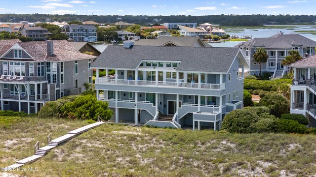 8 Beach Road S, Wilmington, NC 28411