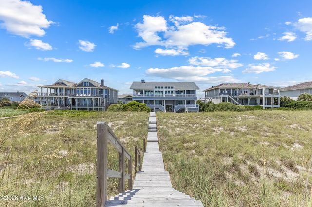 8 Beach Road S, Wilmington, NC 28411