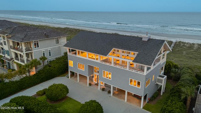 8 Beach Road S, Wilmington, NC 28411
