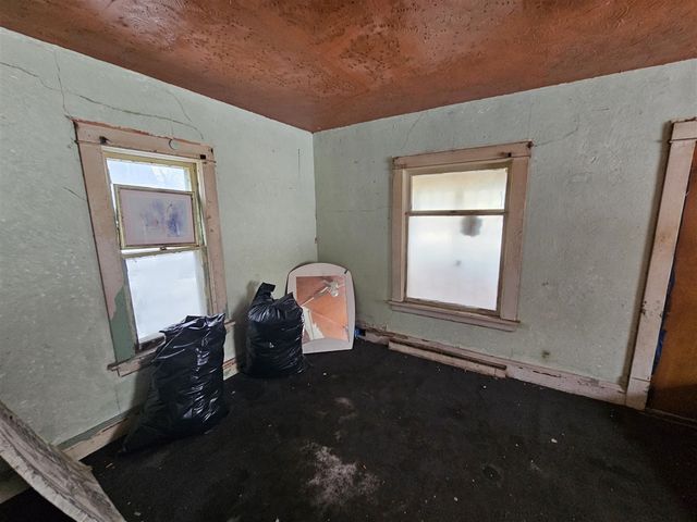 3037 5th Street, Muskegon, MI 49444