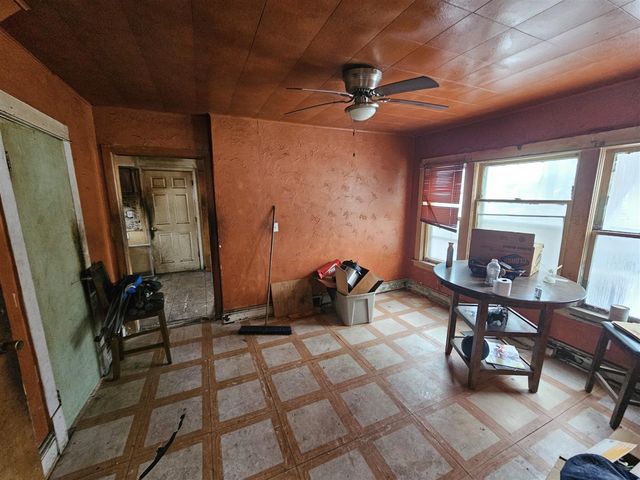 3037 5th Street, Muskegon, MI 49444