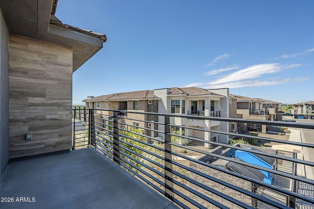 2121 W SONORAN DESERT Drive 99, Phoenix, AZ 85085