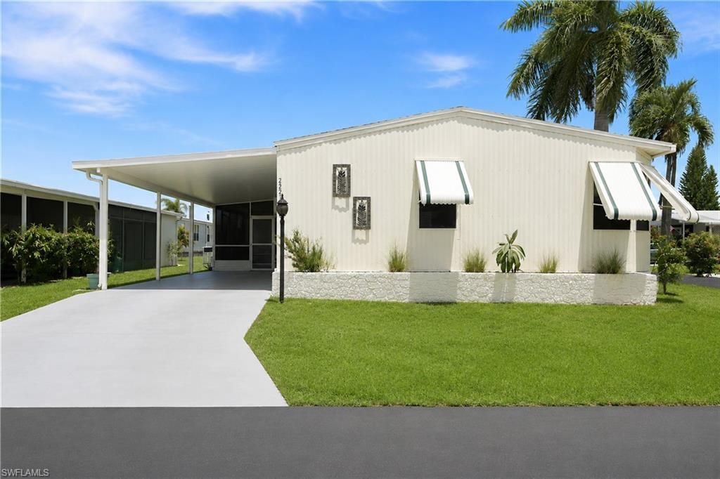 252 Loon LN, NAPLES, FL 34114 — exterior