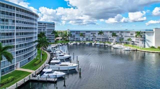 1523 E HILLSBORO Boulevard 838, Deerfield Beach, FL 33441