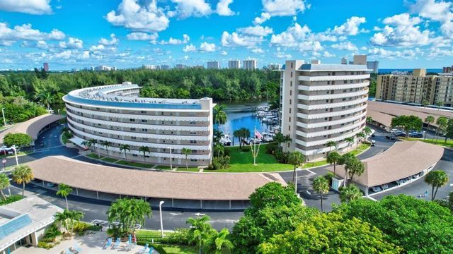 1523 E HILLSBORO Boulevard 838, Deerfield Beach, FL 33441