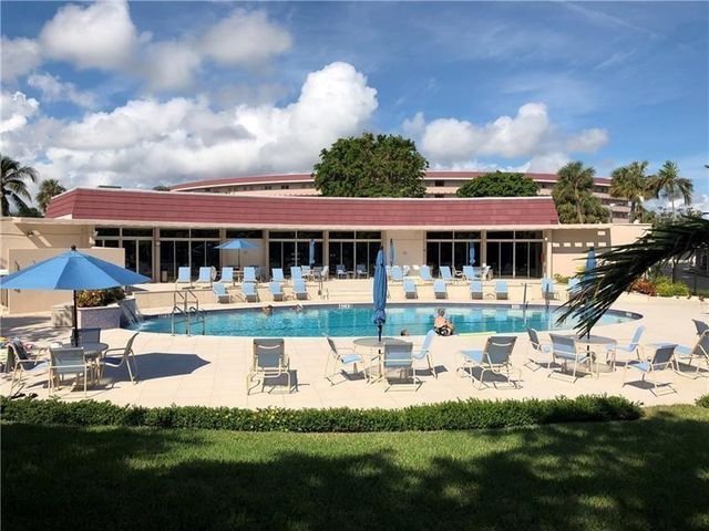 1523 E HILLSBORO Boulevard 838, Deerfield Beach, FL 33441