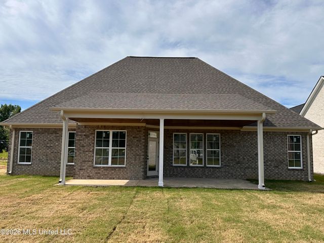 3636 Hatton Drive, Nesbit, MS 38651