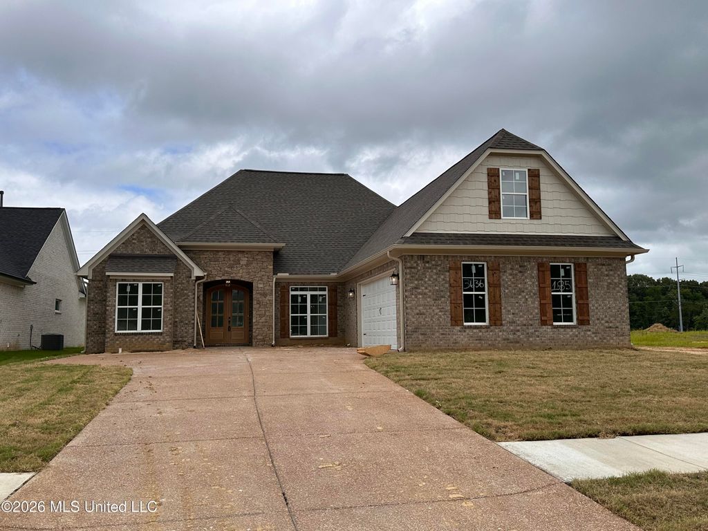 3636 Hatton Drive, Nesbit, MS 38651