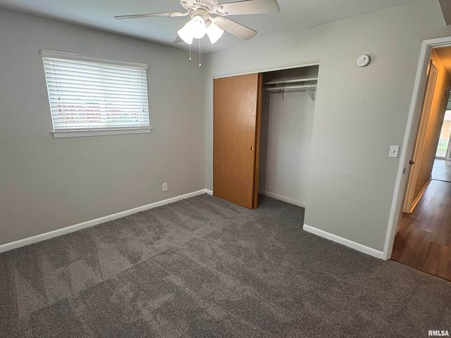3409 N CALIFORNIA Avenue B, Peoria, IL 61603