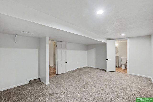 4185 Chicago Street, Omaha, NE 68131