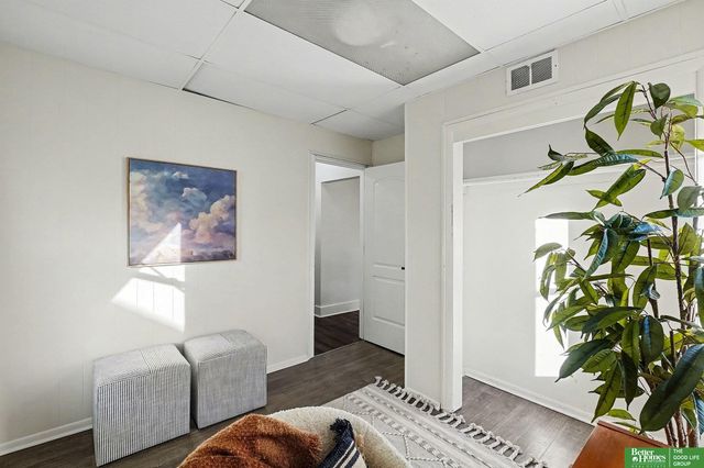 4185 Chicago Street, Omaha, NE 68131