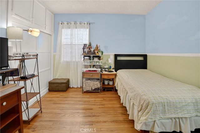 2517 W Redondo Beach, Gardena, CA 90249