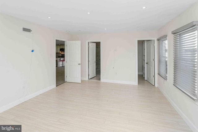 137 IDLEWILD RD, Levittown, PA 19057