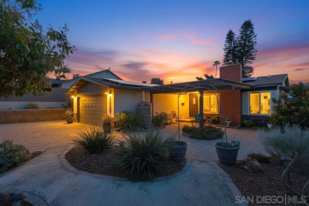12979 Calle De Las Rosas, San Diego, CA 92129 — exterior