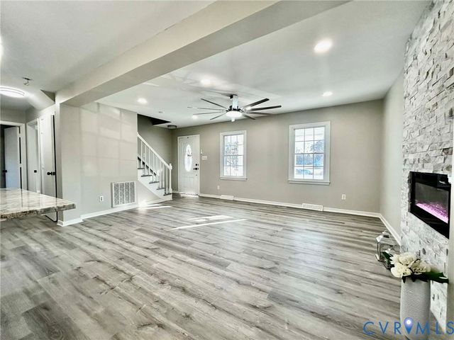 7108 Ann Cabell Ct, Hanover, VA 23111